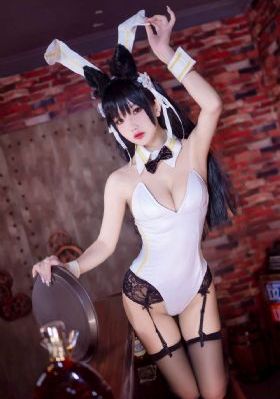翘臀后进少妇大白嫩屁股视频